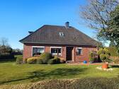 Straßenansicht - 5 Zimmer Einfamilienhaus zum Kaufen in Zetel