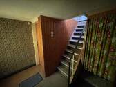 Haupthaus Treppe im Anbau hinten - 
