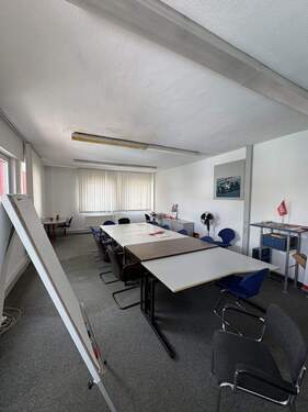 2 - 1 Zimmer Büro zur Miete in Frankfurt am Main