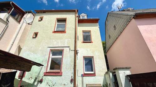 Hinteransicht - 8 Zimmer Einfamilienhaus in Geithain