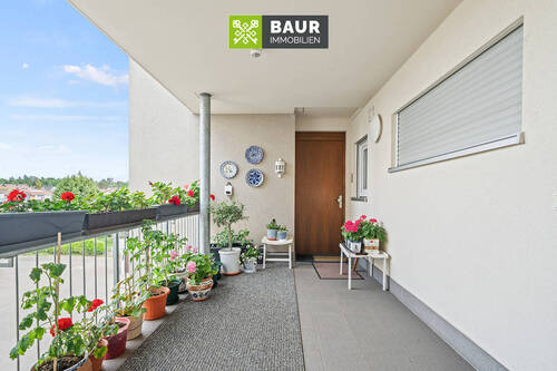 Wohnung-Eingang - 3 Zimmer Etagenwohnung zum Kaufen in Friedrichshafen