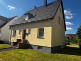 Straßenansicht_3 - Mehrfamilienhaus, Wohnhaus mit 120,00 m&sup2; in Lage zum Kaufen