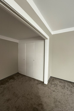 Einbauschrank - 1 Zimmer Etagenwohnung in Berlin