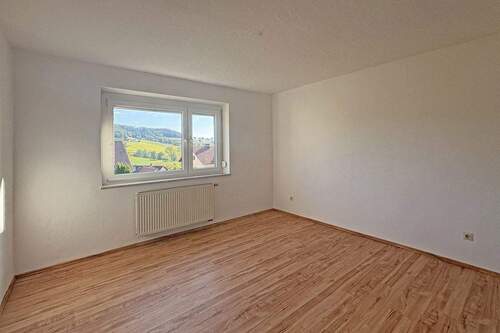 Zimmer - Doppelhaushälfte mit 95,00 m² in Weißenbrunn zum Kaufen