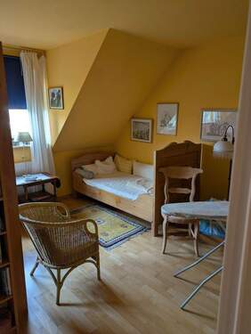 Gr. Zimmer, re 1. OG - 