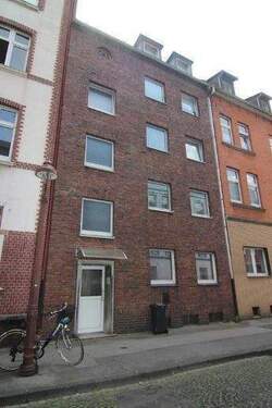 Hausansicht - 2 Zimmer Etagenwohnung zur Miete in Gelsenkirchen