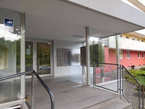 Hauseingang - 3 Zimmer Etagenwohnung zum Kaufen in Senden