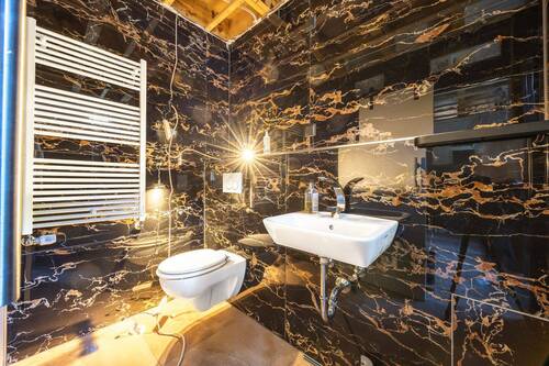 Toilette & Dusche EG - 