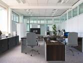 Einrichtungsbeispiel - Rundum-sorglos Büro: Lichtdurchflutete Räume, frisch renoviert und mit flexibler Laufzeit