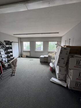 1 - Attraktive Bürofläche im beliebten Frankfurter Gallus - zentrale Lage mit vielseitigen Nutzungsmöglichkeiten [HMR-O03E07]