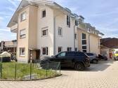 Außen-Stellplatz vor dem Haus - 
