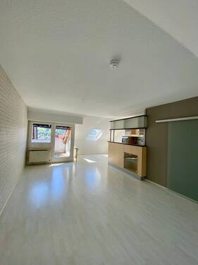 Wohn- und Essbereich - 4 Zimmer Etagenwohnung in Bad Hersfeld