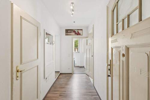 Flur - Etagenwohnung mit 52,50 m² in Berlin zum Kaufen