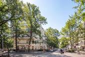Impressionen vor dem Gebaude - 