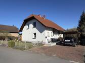 Außenansicht - Gepflegtes Einfamilienhaus am Ortsrand von Herlinghausen