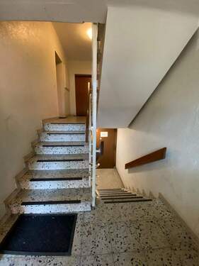 Hausflur.jpg - 2 Zimmer Etagenwohnung zum Kaufen in Mettmann