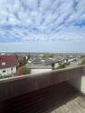 Aussicht aus Dachloggia - 'Lichtdurchflutete Dachwohnung mit Panorama-Aussicht in ruhiger Lage'
