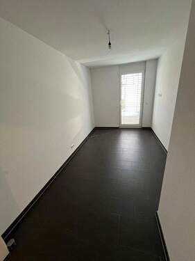 Zimmer 2 - 