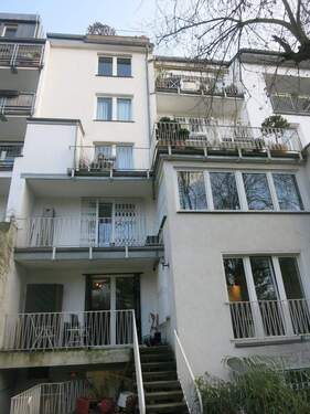 Ansicht hinten.JPG - WOHN- UND GESCHÄFTSHAUS IN SEHR GEFRAGTER LAGE - DÜSSELDORF ZOO