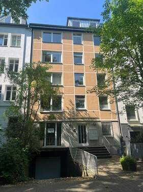 Hausansicht - Mehrfamilienhaus, Wohnhaus zum Kaufen in Düsseldorf