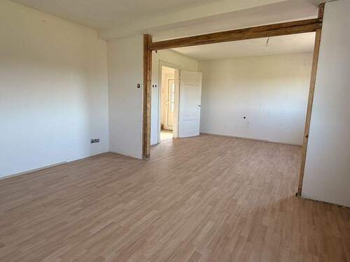 Wohn-/Esszimmer EG - 