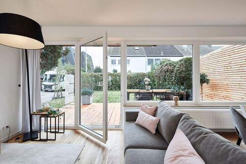 Traumblick auf Terrasse - Reihenmittelhaus mit 130,00 m² in Erlangen zum Kaufen