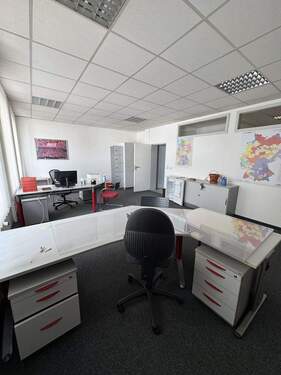 2 - 1 Zimmer Büro zur Miete in Frankfurt am Main