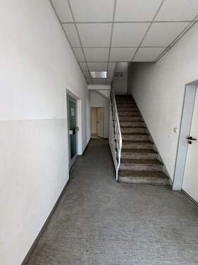 3 - 1 Zimmer Büro in Frankfurt am Main