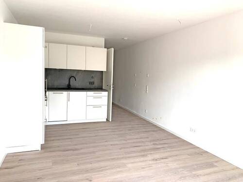 Küche Wohnen - 1 Zimmer Etagenwohnung zur Miete in Nürnberg