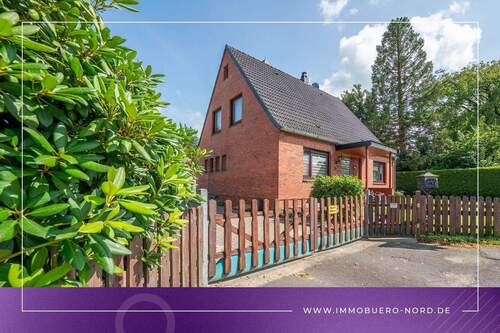 Startbild Portale - Klassischer Rotklinker mit Doppelgarage!