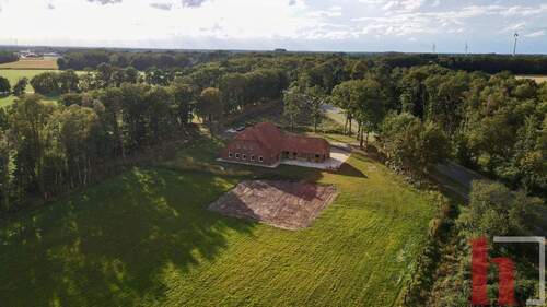 Außenansicht / Luftbild - Einfamilienhaus mit 164,00 m&sup2; in Holdorf zum Kaufen