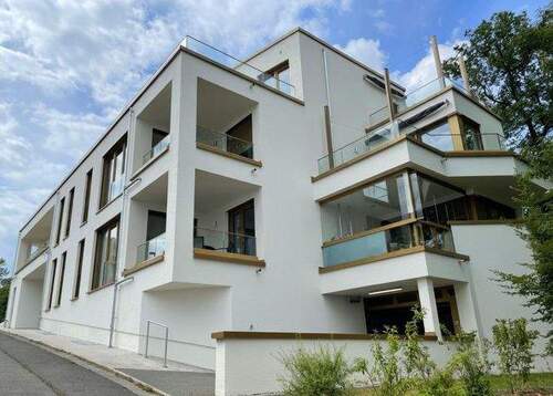 Königstein Außenansicht - 3 Zimmer Etagenwohnung in Königstein im Taunus