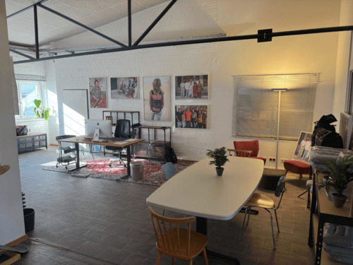 Studio 1 - Büroloft Hamburg: 5m-Decken, Glasfaser, Hunde willkommen, flexibel