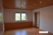 Bild 1 - Schöne 5 Zimmer Wohnung, die problemlos in zwei separate Wohnungen umgebaut werden kann