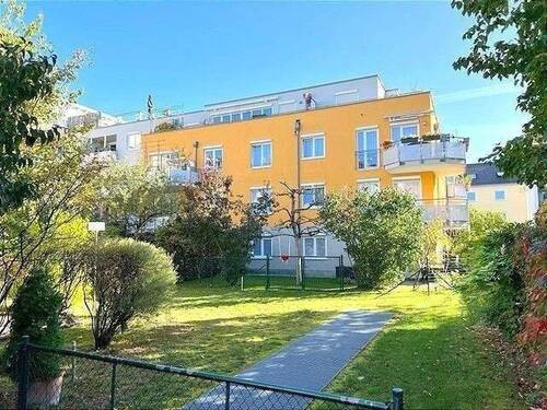 Westseite Euckenstraße 24 - 2 Zimmer Etagenwohnung in München