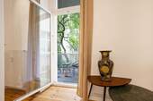 Blick zum Balkon - 