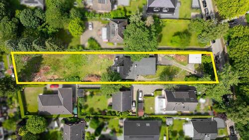 Luftbild Gesamtgrundstück mit Markierung - Baugrundstück ohne Baubindung für ein Einzelhaus in zweiter Reihe in ruhiger Wohnlage von Rahlstedt