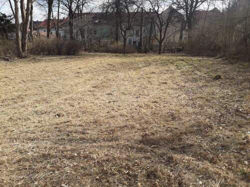 verschiedene Bebauung möglich - Grundstück zum Kaufen in Werdau