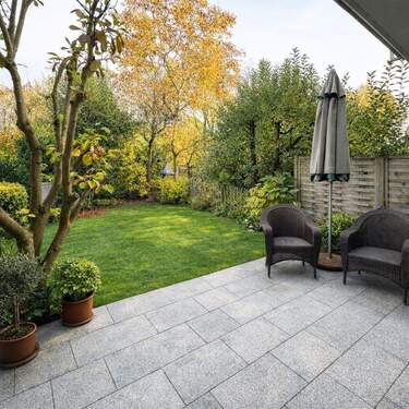 Terrasse mit Garten - 