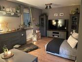 EG Wohnzimmer in gemütlicher Abendstimmung - 