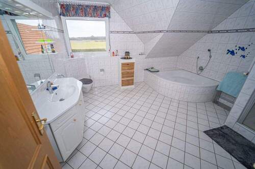 Badezimmer Dachgeschoss - 