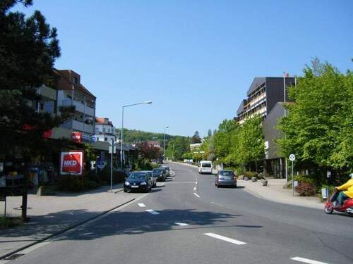 Uhlandstraße - 