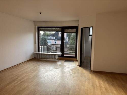 Wohnzimmer - 3 Zimmer Etagenwohnung in Krefeld