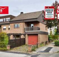 Doppelhaushälfte mit viel Platz in Menden Platte Heide