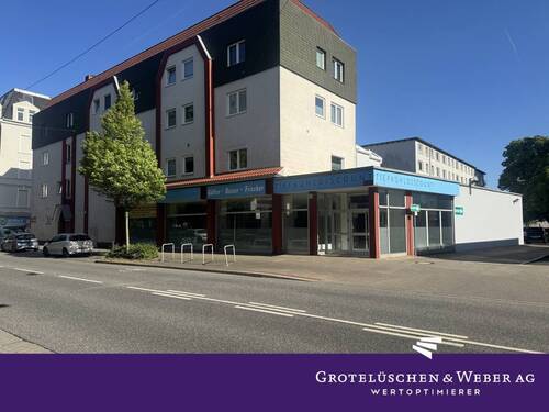Außenansicht - Attraktive 765 m² Gewerbefläche in stark frequentierter Lage mit zahlreichen Parkplätzen