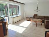 Wohn-/Esszimmer - 