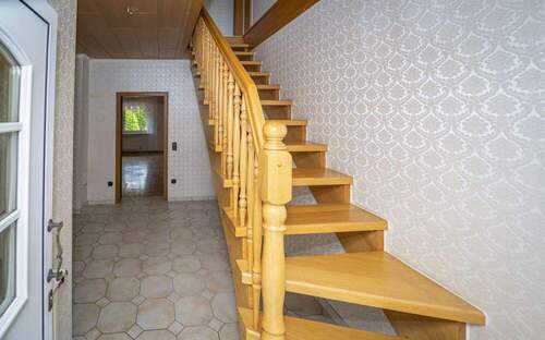 Flur / Treppe - 