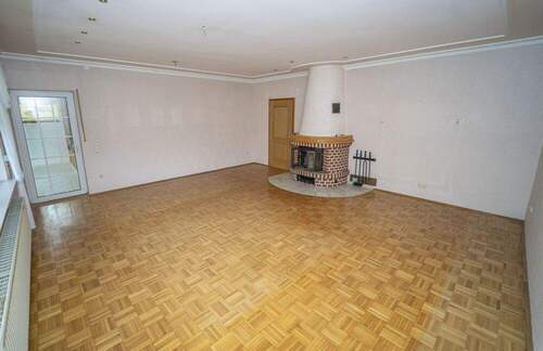 Wohhnzimmer mit Kamin - 