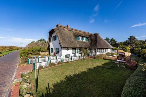 Außenansicht - 1 Zimmer Mehrfamilienhaus, Wohnhaus zum Kaufen in Langeoog