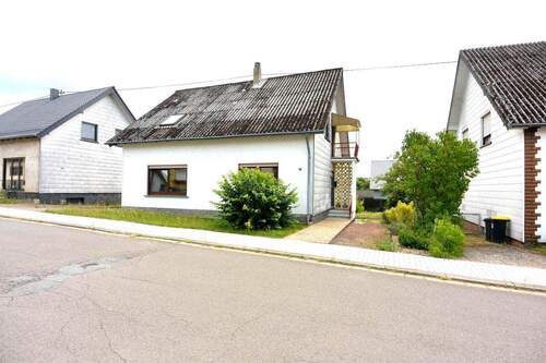 2 - 6 Zimmer Einfamilienhaus zum Kaufen in Tholey / Sotzweiler